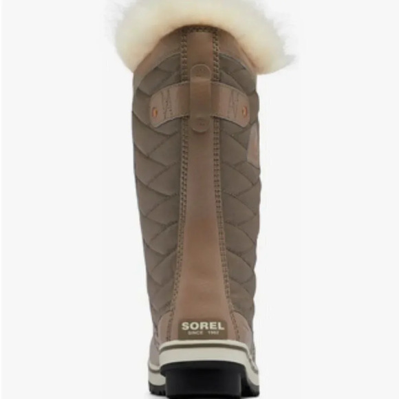 Sorel 'Tofino II' Faux Fur Lined Waterproof Boot in Omega Taupe Sz: 7 - Picture 2 of 15
